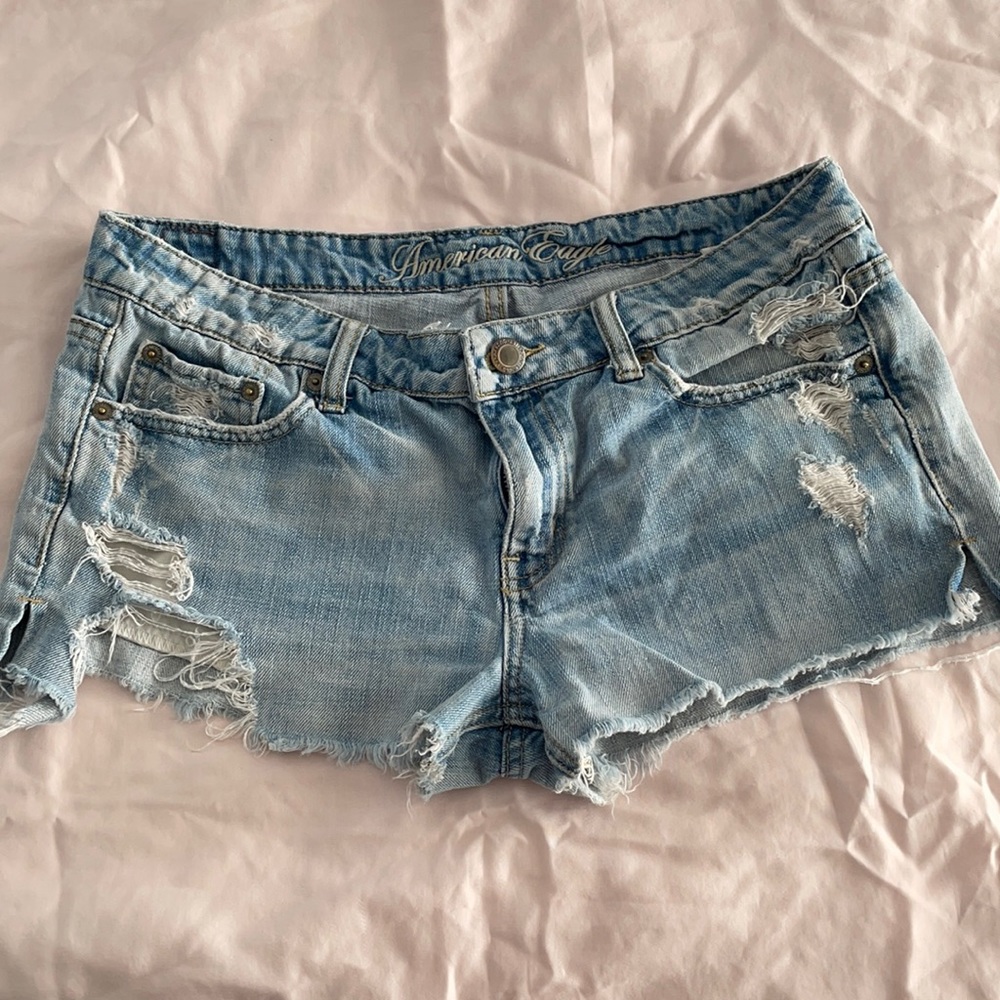 American Eagle Ripped shorts